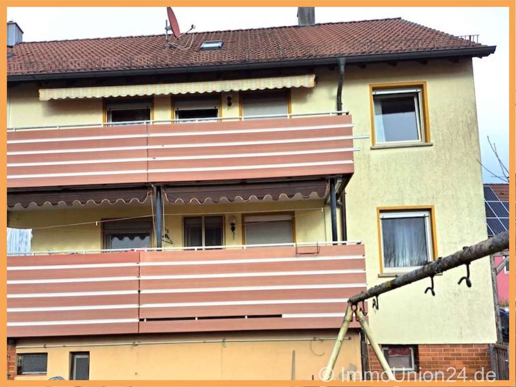 Immobilie in Ansbach - 299.000 für SOFORT freies 186 qm Zweifamilienhaus mit großem Garten und 2 Garagen - Bild 0