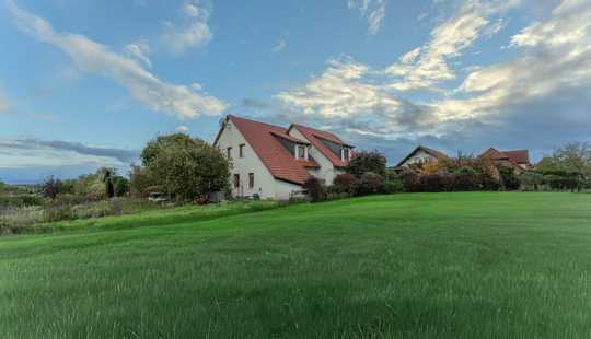 Bild von Flexibles Wohnen: Zweifamilienhaus in Feldrandlage von Börßum!