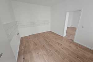 Charmante Maisonettewohnung im idyllischen Buckau inkl. 3 Zimmern+Gäste-WC+Terrasse+Balkon+Duschbad – Gnadauer Str. 3, 39104 Magdeburg – Vorschaubild 11