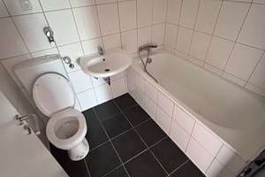 Hochwertiger Wohnkomfort mit Balkon im 4. Stock in Mönchengladbach-Römerbrunnen – Römerbrunnen 25, 41238 Mülfort, Mönchengladbach – Vorschaubild 6