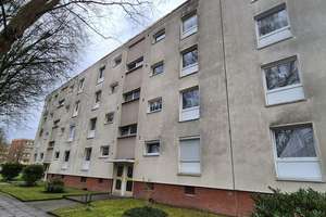 Ihr neues Glück im Grünen – charmante Wohnung mit Sonnenbalkon