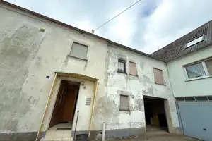 Unmittelbar am Nürburgring: Mehrfamilienwohnhaus mit Potential – Ahrweiler (Kreis) – Vorschaubild 53