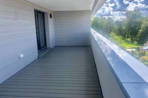 Exklusive 2-Raum Dachgeschosswohnung mit Einbauküche, zwei Dachterrassen, Fahrstuhl u.Tiefgarage!