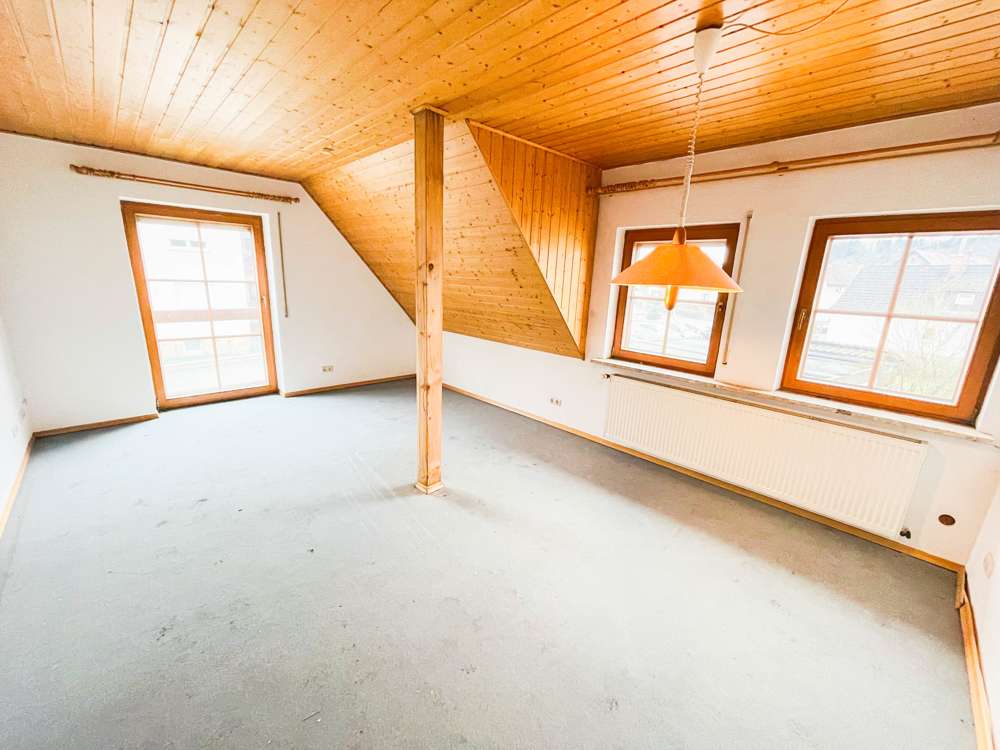 Immobilie in Rödental - Gepflegtes Zweifamilienhaus in Rödental zu verkaufen! - Bild 8