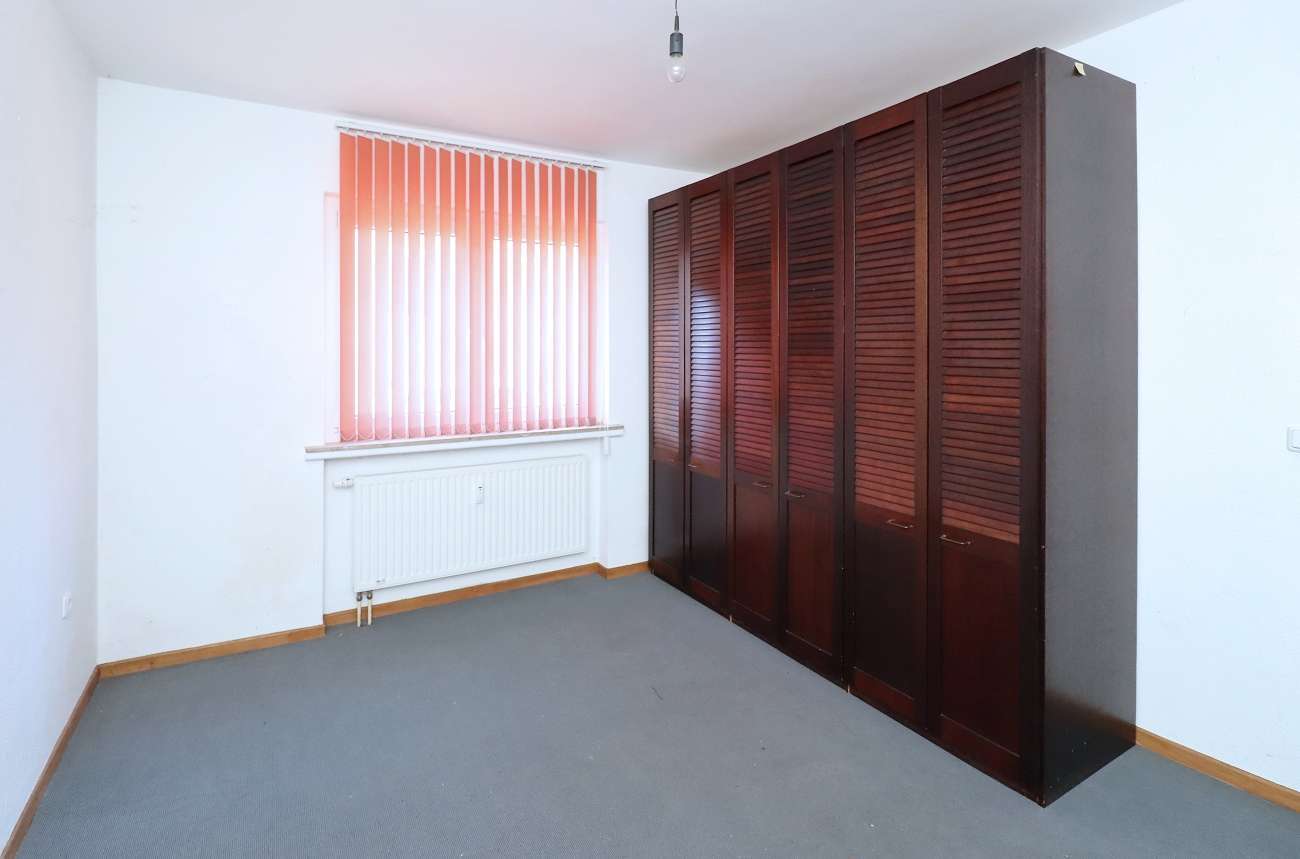 Immobilie in Coppenbrügge - Perfekte Mischung aus Wohn- und Geschäftshaus: Große Gewerbefläche mit 5 WE - Bild 5