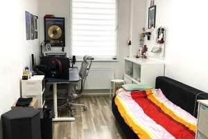 Renovierte 4- Zimmer- City- Wohnung – Die vollständige Adresse der Immobilie erhältst du vom Anbieter., 90763 Nördliche Südstadt, Fürth – Vorschaubild 3