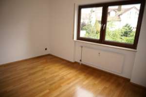 Zentral gelegene, sehr gepflegte, ruhige 2-Zimmer-Wohnung mit Balkon und Einbauküche – Heimerichstraße 56a, 90419 Bielingplatz, Nürnberg – Vorschaubild 11
