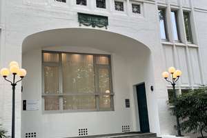 Villa im Zooviertel bietet 1. OG mit Parkett, EBK und großem Südbalkon zum Garten + Tiefgarage – Bristoler Str. 0, 30175 Zoo, Hannover – Vorschaubild 13