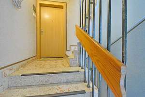 Dreifamilienhaus mit 2 freien Wohnungen in beliebter Lage von Kaufungen – Die vollständige Adresse der Immobilie erhältst du vom Anbieter., 34260 Kaufungen – Vorschaubild 3