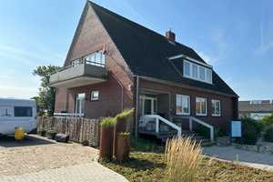 Haus mit 2 Wohnungen in ruhiger Lage mit schöner Aussicht. Preis VHB – Nordfriesland (Kreis) – Vorschaubild 2