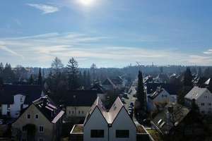 Dachgeschosswohnung mit Kamin und außergewöhnlichem Gestaltungspotenzial – Die vollständige Adresse der Immobilie erhältst du vom Anbieter., 81547 Neuharlaching, München – Vorschaubild 14