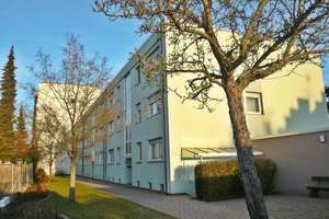 NÜRNBERG-ALTENFURT: TOP GEPFLEGTE 3-ZI-WOHNUNG MIT GROSSER LOGGIA UND EINBAUKÜCHE IM 2. OG OHNE LIFT – Die vollständige Adresse der Immobilie erhältst du vom Anbieter., 90475 Altenfurt Nord, Nürnberg – Vorschaubild 2