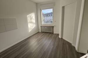 Frisch Renovierte 2-Zimmer Wohnung im 2. OG in Essen-Frohnhausen – Die vollständige Adresse der Immobilie erhältst du vom Anbieter., 45145 Frohnhausen, Essen – Vorschaubild 5