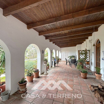 Finca zum Verkauf in Casarabonela