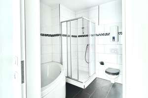Exklusive 2,5 Zimmer Wohnung mit Eckbadewanne – Beekstr. 17, 47051 Altstadt, Duisburg – Vorschaubild 4