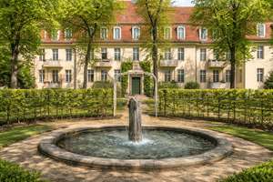 Hochwertige 2-Zimmer-Wohnung in grüner Lage von Berlin-Buch!