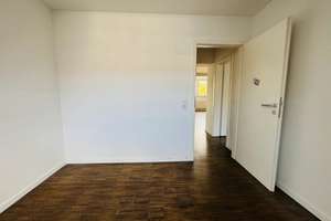 MODERNE TRIFFT ALTBAU-CHARME! _ 4 RÄUME, 2 BÄDER, EINBAUKÜCHE U. DACHTERRASSE IM HERZEN DÜSSELDORFS! – 40476 Golzheim, Düsseldorf – Vorschaubild 17