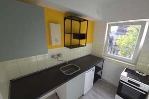 Sonnige, voll renovierte  1 Zimmer Wohnung + Balkon + Fahrstuhl + EBK – Werderstraße 32, 12103 Tempelhof, Berlin – Vorschaubild 10