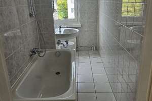 Schicke 3-RW mit Balkon und EBK – Kloßstraße 20, 4249 Großzschocher, Leipzig – Vorschaubild 4
