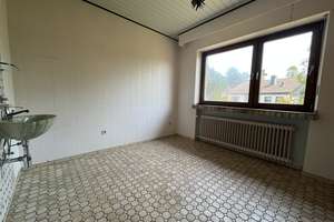 Freistehendes Einfamilienhaus mit Garage und großem Potenzial in ruhiger Lage von Lammersdorf – Die vollständige Adresse der Immobilie erhältst du vom Anbieter., 52152 Simmerath – Vorschaubild 9