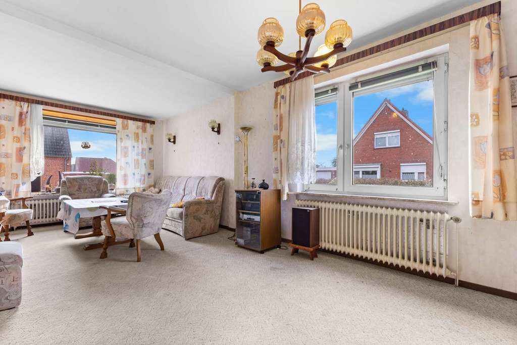 Immobilie in Krummhörn - Seltene Gelegenheit: Großzügiges Grundstück mit Teilungsoption & Bestandsimmobilie - Bild 1