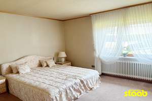 BLICK NACH FRANKFURT - 1-FH MIT EINLIEGERBEREICH UND GROSSEM GARTEN IN TOP-LAGE VON ALZENAU – Die vollständige Adresse der Immobilie erhältst du vom Anbieter., 63755 Alzenau – Vorschaubild 9