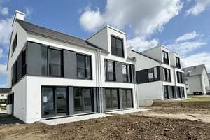 Geräumige DHH - 6-Zimmer-Haus in Wuppertal-Vohwinkel  – Ludgerweg 132, 42329 Vohwinkel, Wuppertal – Vorschaubild 3
