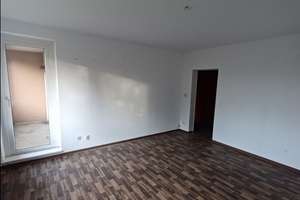 Schöne 3 ZKB mit Balkon