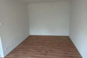 TRAUMWOHNUNG MIT NIGELNAGELNEUER EINBAUKÜCHE!!! Helle 2-Zimmer-Wohnung mit Balkon und Aufzug – Friedrich-Janssen Straße 3, 49076 Westerberg, Osnabrück – Vorschaubild 5