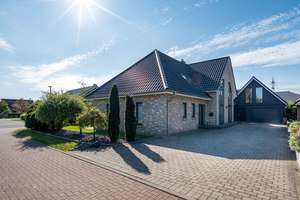 Wohn-Highlight mit Stil und viel Platz: modernes Einfamilienhaus nahe Nordsee und Husum. – Die vollständige Adresse der Immobilie erhältst du vom Anbieter., 25860 Horstedt – Vorschaubild 8