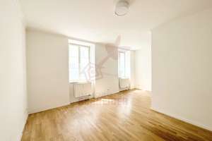 IMMOBILIEN SCHNEIDER - bezugsfreie denkmalgeschützte 2 Zi.- Altbauwohnung mit Balkon in bester Lage – Die vollständige Adresse der Immobilie erhältst du vom Anbieter., 80333 Augustenstraße, München – Vorschaubild 4