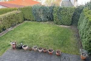 Familienfreundliche Doppelhaushälfte mit viel Platz und Garten in Düsseldorf Unterrath – Die vollständige Adresse der Immobilie erhältst du vom Anbieter., 40468 Unterrath, Düsseldorf – Vorschaubild 42