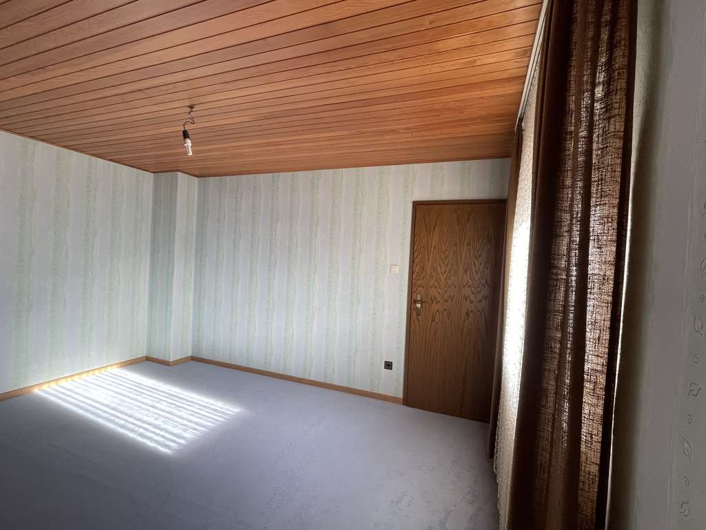 Immobilie in Steinhagen - Freistehendes Einfamilienhaus auf großem Grundstück in zentraler Lage von Steinhagen - Bild 4