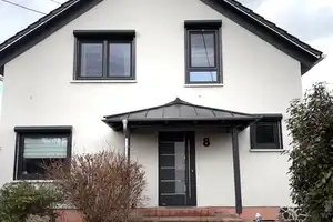 Freistehendes Einfamilienhaus mit großem Garten – Alzey-Worms (Kreis) – Vorschaubild 1
