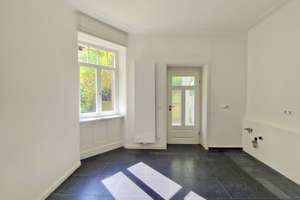 Wohnen mit Altbauflair – Sanierte Wohnung im Stuttgarter Westen mit Wintergarten und Terrasse – Die vollständige Adresse der Immobilie erhältst du vom Anbieter., 70197 Hasenberg, Stuttgart – Vorschaubild 9