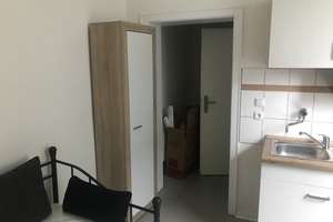 Vollständig renoviertes und neu möbliertes Appartment mit EBK