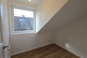 Einfamilienhaus mit süßem Garten und Terrasse in Südausrichtung, vollständig saniert, Erstbezug – Landwehrstraße 22, 41747 Viersen – Vorschaubild 24