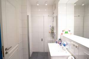 Urbanes Wohnen mit grünem Rückzugsort -  Eigentumswohnung in den Steglitzer Höfen – Die vollständige Adresse der Immobilie erhältst du vom Anbieter., 12167 Steglitz, Berlin – Vorschaubild 9