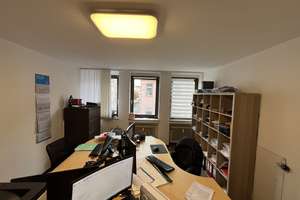 3-Zimmer-Citywohnung mit hauseigener Tiefgarage in Mönchengladbach – Die vollständige Adresse der Immobilie erhältst du vom Anbieter., 41061 Eicken, Mönchengladbach – Vorschaubild 5
