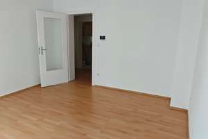 Charmante 2-Zimmer-Wohnung mit Balkon in begehrter Lage der Oststadt Hannover – Die vollständige Adresse der Immobilie erhältst du vom Anbieter., 30161 Oststadt, Hannover – Vorschaubild 8