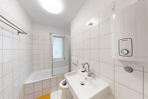 Sanierungsbedürftige Zwei-Zimmer-Wohnung mit Südwestbalkon in ruhiger Lage – 60431 Dornbusch, Frankfurt am Main – Vorschaubild 10