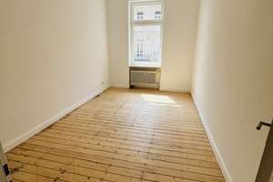 LIVE HAPPY: Erstbezug nach Renovierung in Innenstadt-Altbauwohnung mit neuer Einbauküche – Luisenstraße 17, 65185 Mitte, Wiesbaden – Vorschaubild 6