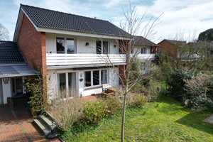 Gemütliches Einfamilienhaus mit grünem Garten – Segeberg (Kreis) – Vorschaubild 1