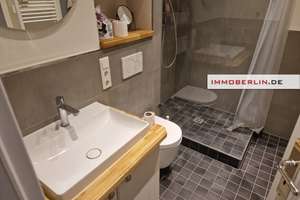 IMMOBERLIN.DE - Ersteinzug nach Sanierung: Sehr charmante Altbauwohnung mit Südbalkon & Lift – Die vollständige Adresse der Immobilie erhältst du vom Anbieter., 10245 Friedrichshain, Berlin – Vorschaubild 6