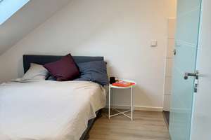 Modern Möblierte 2 Zimmer-Wohnung, 200 Meter zur U5 – Die vollständige Adresse der Immobilie erhältst du vom Anbieter., 80686 Land in Sonne, München – Vorschaubild 3