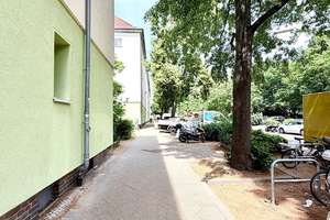 Großzügige Maisonette mit Hauscharakter, vier Zimmern und künftig zwei Balkonen – Die vollständige Adresse der Immobilie erhältst du vom Anbieter., 12057 Neukölln (Ortsteil), Berlin – Vorschaubild 52