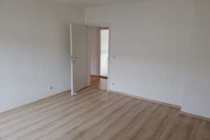 Modernisierte Wohnung mit drei Zimmern und Balkon in Dessau-Roßlau – Die vollständige Adresse der Immobilie erhältst du vom Anbieter., 6842 Innerstädtischer Bereich Süd, Dessau-Roßlau – Vorschaubild 8