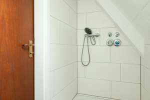 Zweizimmerwohnung in Untertürkheim zu verkaufen I eingetragenes Kulturdenkmal – Kappelbergstraße 7, 70327 Gehrenwald, Stuttgart – Vorschaubild 5