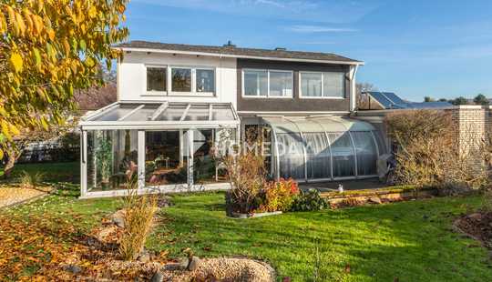 Bild von Zeitlose Eleganz trifft Wohlfühlambiente – Exklusive Villa mit Spa, Gartenparadies & Fernsicht