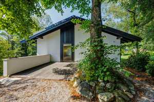 Exklusives Wohnen: Elegante Villa mit Außenpool und stilvollem Flair – Starnberg (Kreis) – Vorschaubild 14